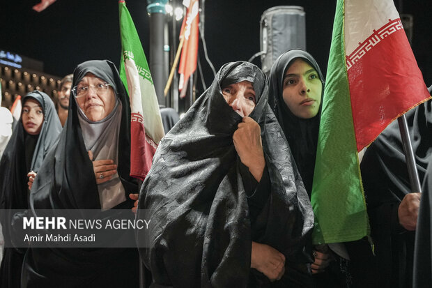 مراسم وداع با پیکر مطهر سردار <a href='https://sayeb.ir/tag/%d8%b4%d9%87%db%8c%d8%af'></div>شهید</a> «حسین ظریفی» در اجتماعات شبانه <a href='https://sayeb.ir/tag/%d9%85%d8%b4%d9%87%d8%af'>مشهد</a>