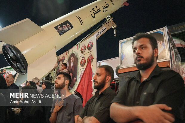 مراسم وداع با پیکر مطهر سردار <a href='https://sayeb.ir/tag/%d8%b4%d9%87%db%8c%d8%af'></div>شهید</a> «حسین ظریفی» در اجتماعات شبانه <a href='https://sayeb.ir/tag/%d9%85%d8%b4%d9%87%d8%af'>مشهد</a>