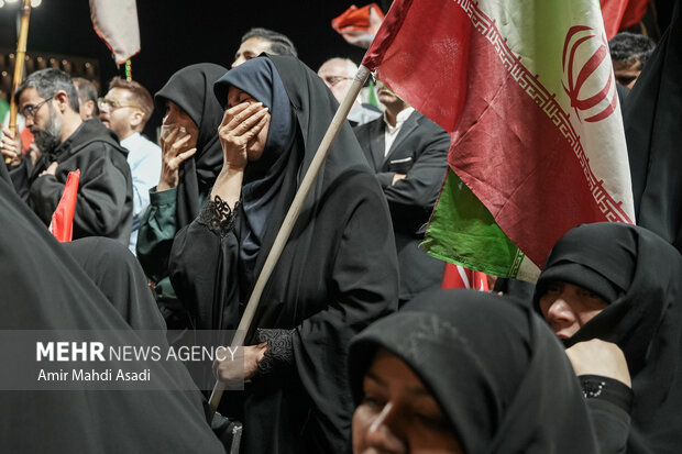 مراسم وداع با پیکر مطهر سردار <a href='https://sayeb.ir/tag/%d8%b4%d9%87%db%8c%d8%af'></div>شهید</a> «حسین ظریفی» در اجتماعات شبانه <a href='https://sayeb.ir/tag/%d9%85%d8%b4%d9%87%d8%af'>مشهد</a>