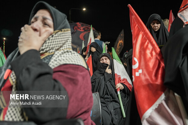 مراسم وداع با پیکر مطهر سردار <a href='https://sayeb.ir/tag/%d8%b4%d9%87%db%8c%d8%af'></div>شهید</a> «حسین ظریفی» در اجتماعات شبانه <a href='https://sayeb.ir/tag/%d9%85%d8%b4%d9%87%d8%af'>مشهد</a>