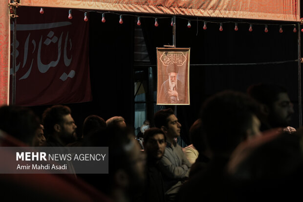 مراسم وداع با پیکر مطهر سردار <a href='https://sayeb.ir/tag/%d8%b4%d9%87%db%8c%d8%af'></div>شهید</a> «حسین ظریفی» در اجتماعات شبانه <a href='https://sayeb.ir/tag/%d9%85%d8%b4%d9%87%d8%af'>مشهد</a>