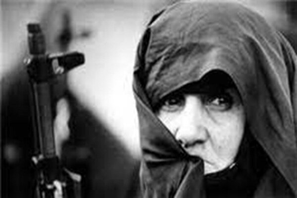 دختری که اولین فرمانده نظامی جنگ شد دختری که اولین فرمانده نظامی جنگ شد