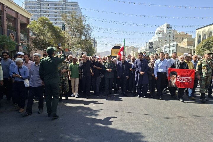 قدردانی مردم مشهد از مجاهدت های سردار شهید ظریفی