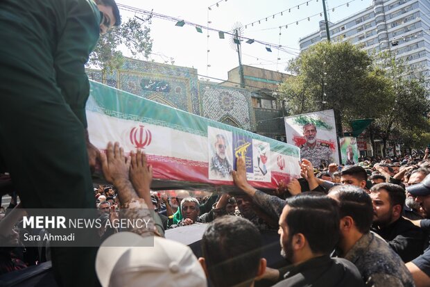 تشییع پیکر شهید «حسین ظریفی» در مشهد