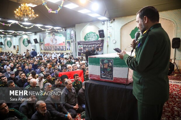 تشییع پیکر شهید «حسین ظریفی» در مشهد