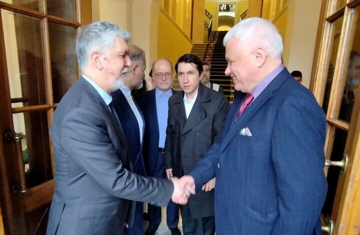 St. Petersburg univ. seeking to set up Persian Dep.