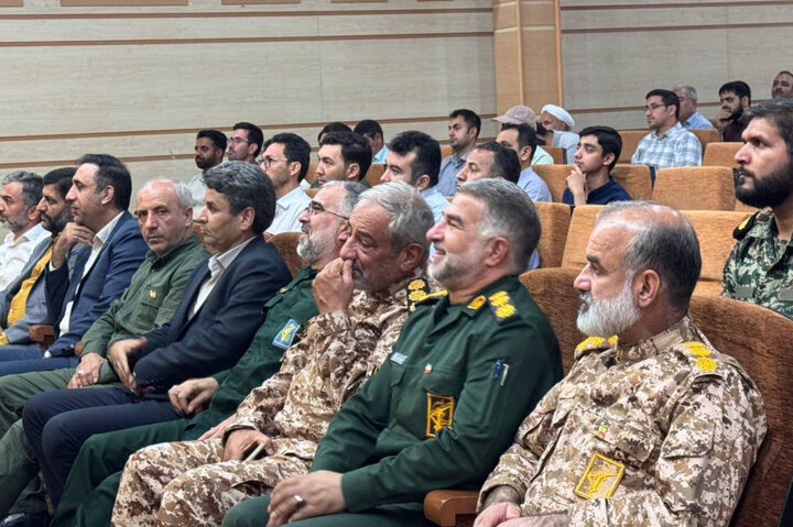 یادواره شهدای فرهنگی و دانش‌آموزی گنبدکاووس برگزار شد