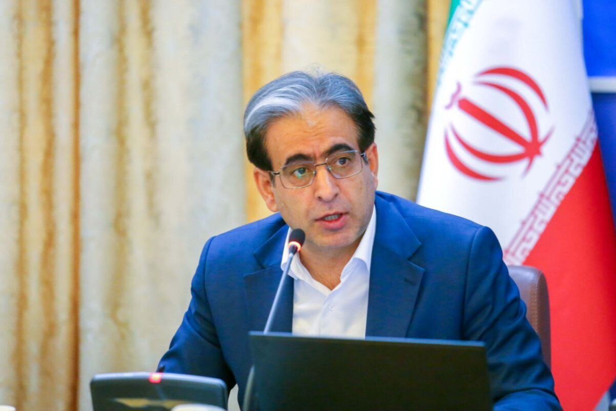 بررسی جامع: محمدزاده: مشارکت نخبگان لازمه حکمرانی مؤثر در آذربایجان‌شرقی است | مهر - کد 493c