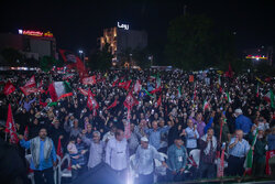 گنبد در موج ۲۱۱؛ شبی که مردم کنار هم بودند