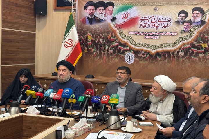 افول و انزوای دولتهای استکباری نشانه نظم نوین جهانی است افول و انزوای دولتهای استکباری نشانه نظم نوین جهانی است