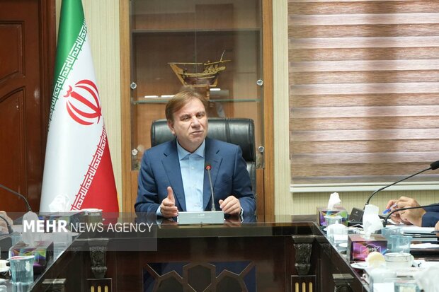 استاندار بوشهر: موانع تولید و سرمایه‌گذاری شناسایی و رفع شود