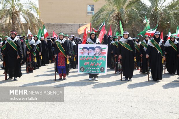 اتحادیه اروپا ۱۰ فرد و ۱۷ نهاد مرتبط با روسیه را تحریم کرد