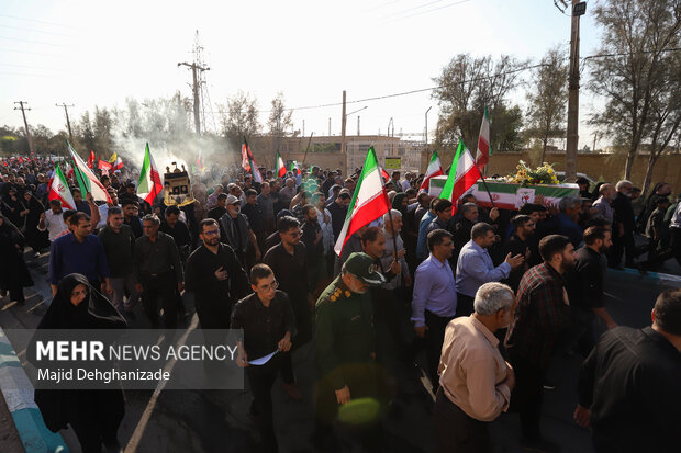 تشییع پیکر شهید «محمدمهدی رضایی» در <a href='https://sayeb.ir/tag/%db%8c%d8%b2%d8%af'></div>یزد</a>