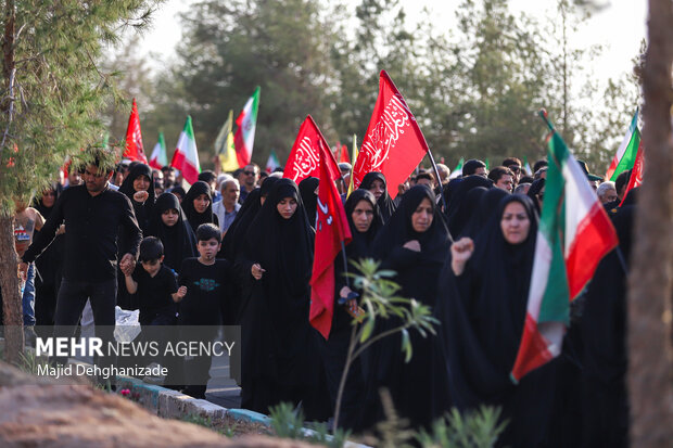 تشییع پیکر شهید «محمدمهدی رضایی» در <a href='https://sayeb.ir/tag/%db%8c%d8%b2%d8%af'></div>یزد</a>