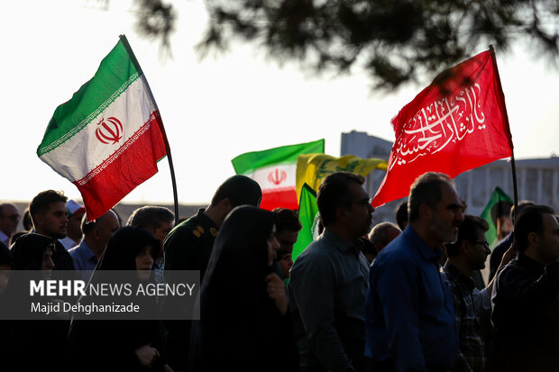 تشییع پیکر شهید «محمدمهدی رضایی» در <a href='https://sayeb.ir/tag/%db%8c%d8%b2%d8%af'></div>یزد</a>