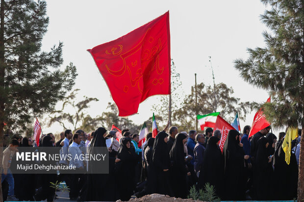 تشییع پیکر شهید «محمدمهدی رضایی» در <a href='https://sayeb.ir/tag/%db%8c%d8%b2%d8%af'></div>یزد</a>