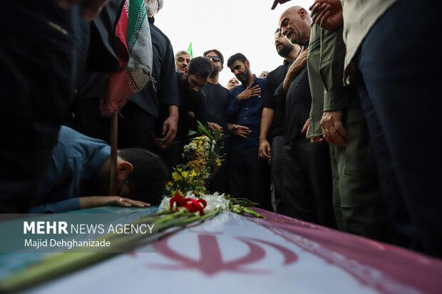 تشییع پیکر شهید «محمدمهدی رضایی» در <a href='https://sayeb.ir/tag/%db%8c%d8%b2%d8%af'></div>یزد</a>