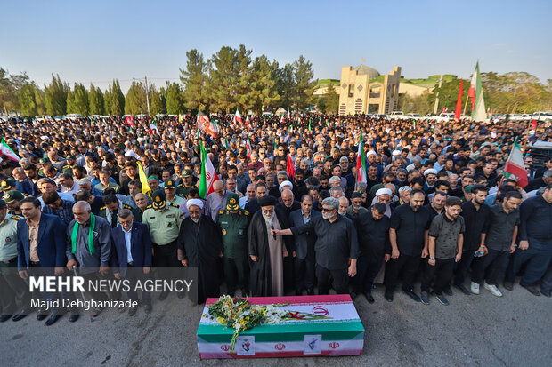 تشییع پیکر شهید «محمدمهدی رضایی» در <a href='https://sayeb.ir/tag/%db%8c%d8%b2%d8%af'></div>یزد</a>