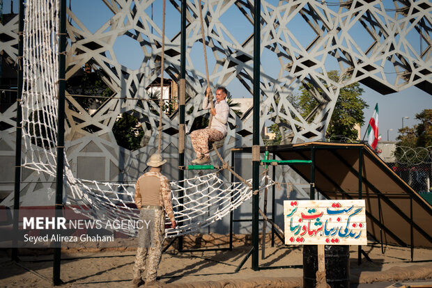 آموزش <a href='https://sayeb.ir/tag/%d8%ac%d8%a7%d9%86%d9%81%d8%af%d8%a7'></div>جان‌فدا</a>یان در <a href='https://sayeb.ir/tag/%d9%85%db%8c%d8%af%d8%a7%d9%86-%d8%a7%d9%85%d8%a7%d9%85-%d8%ad%d8%b3%db%8c%d9%86%d8%b9'>میدان امام حسین(ع)</a>
