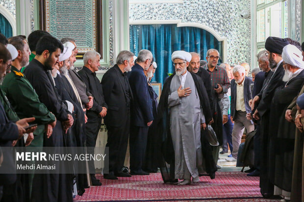مراسم یادبود آیت‌الله شبیری زنجانی در زنجان