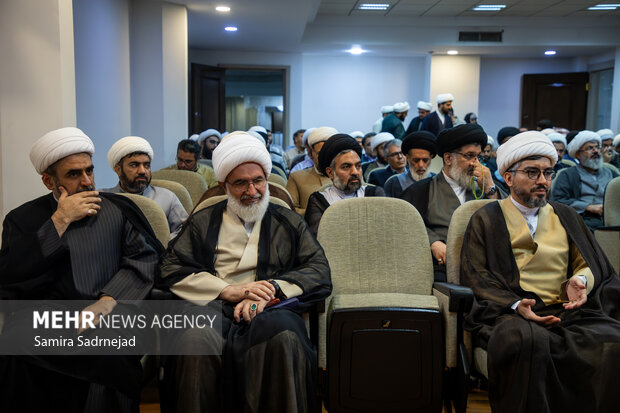 افتتاحیه اولین رویداد «اقوم» افتتاحیه اولین رویداد «اقوم»