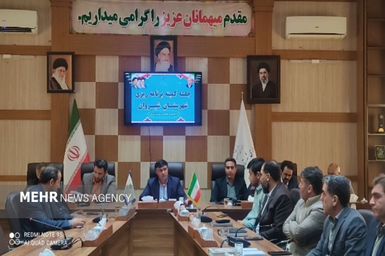 احمدی: پروژه‌های نیمه‌تمام شیروان تعیین تکلیف شوند