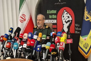 محبی: نامه سپاه به مردم آمریکا برای تبیین شکست‌های این کشور تهیه شد