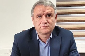 انتقال عملیات اقتصادی شرکت‌های بزرگ به استان‌ها ضروری است