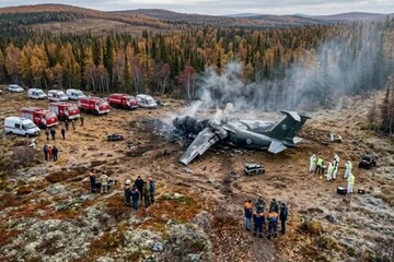 Russian military plane crashes, 6 crew members killed