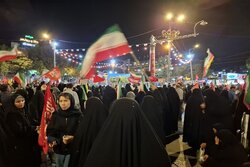 دویست و سیزدهمین شب تجمع مردم انقلابی بجنورد