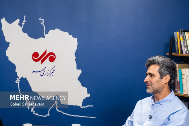 نگاه متفاوت «قارایی» به مهاجرت؛ جوانان تاریخ کشور را درست بشناسند
