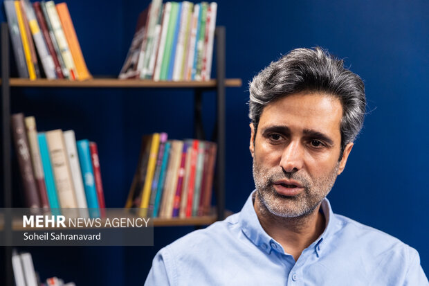 نگاه متفاوت «قارایی» به مهاجرت؛ جوانان تاریخ کشور را درست بشناسند نگاه متفاوت «قارایی» به مهاجرت؛ جوانان تاریخ کشور را درست بشناسند
