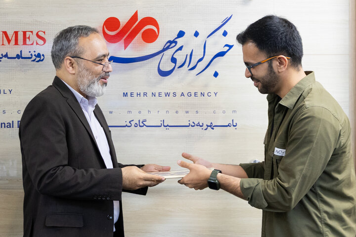 محمدحسام حیدرزاده مدیر ارتباطات بینالملل گروه رسانهای مهر شد محمدحسام حیدرزاده مدیر ارتباطات بینالملل گروه رسانهای مهر شد