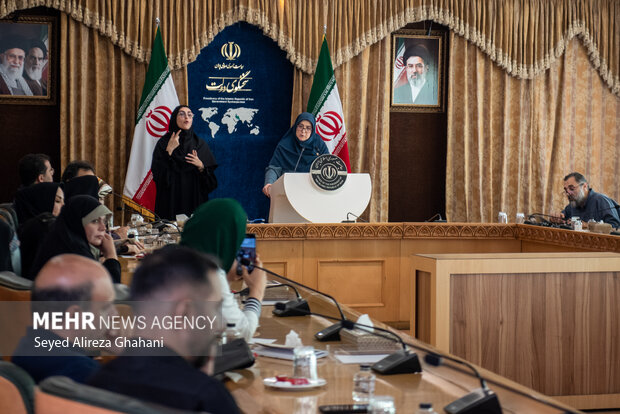 نشست خبری سخنگوی دولت - ۷ مهر ۱۴۰۵