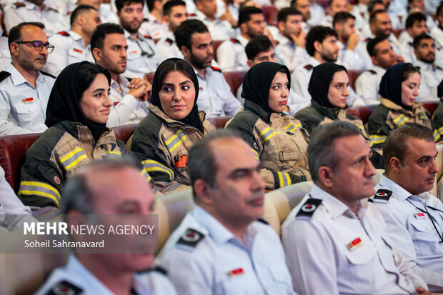 مراسم گرامیداشت روز آتش نشان