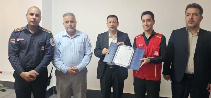مهرانگیز: جهاد و ازخودگذشتگی آتشنشانان امتداد فرهنگ ایثار و شهادت است مهرانگیز: جهاد و ازخودگذشتگی آتشنشانان امتداد فرهنگ ایثار و شهادت است