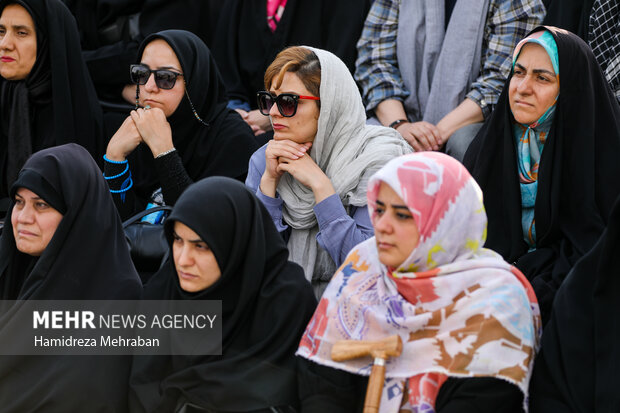 آموزش <a href='https://sayeb.ir/tag/%d8%ac%d8%a7%d9%86%d9%81%d8%af%d8%a7'></div>جان‌فدا</a>یان در <a href='https://sayeb.ir/tag/%d9%85%db%8c%d8%af%d8%a7%d9%86-%d8%a7%d9%85%d8%a7%d9%85-%d8%ad%d8%b3%db%8c%d9%86%d8%b9'>میدان امام حسین(ع)</a>