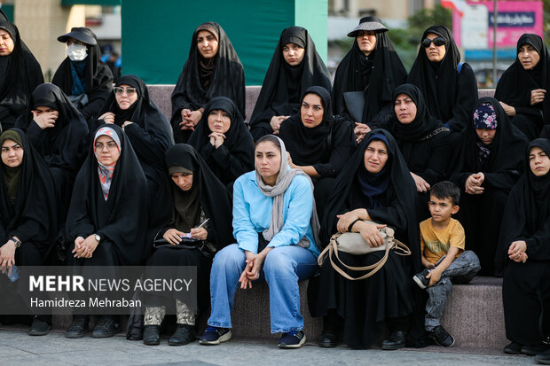 آموزش <a href='https://sayeb.ir/tag/%d8%ac%d8%a7%d9%86%d9%81%d8%af%d8%a7'></div>جان‌فدا</a>یان در <a href='https://sayeb.ir/tag/%d9%85%db%8c%d8%af%d8%a7%d9%86-%d8%a7%d9%85%d8%a7%d9%85-%d8%ad%d8%b3%db%8c%d9%86%d8%b9'>میدان امام حسین(ع)</a>