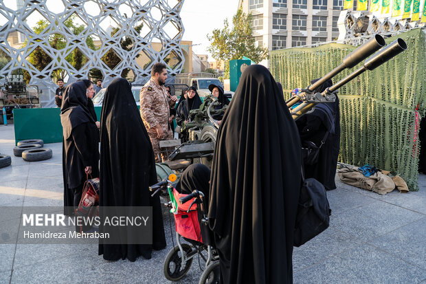 آموزش جان‌فدایان در میدان امام حسین(ع)