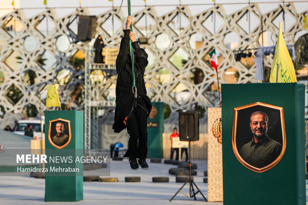 آموزش جان‌فدایان در میدان امام حسین(ع)