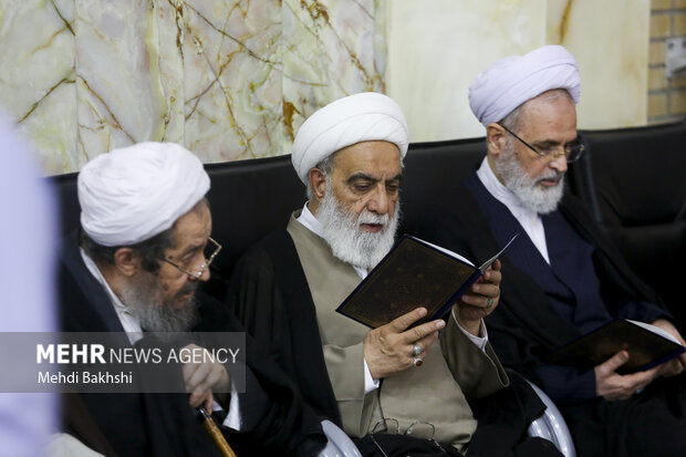 بزرگداشت هفتمین روز ارتحال آیت‌الله‌ شبیری زنجانی در <a href='https://sayeb.ir/tag/%d9%82%d9%85'></div>قم</a>