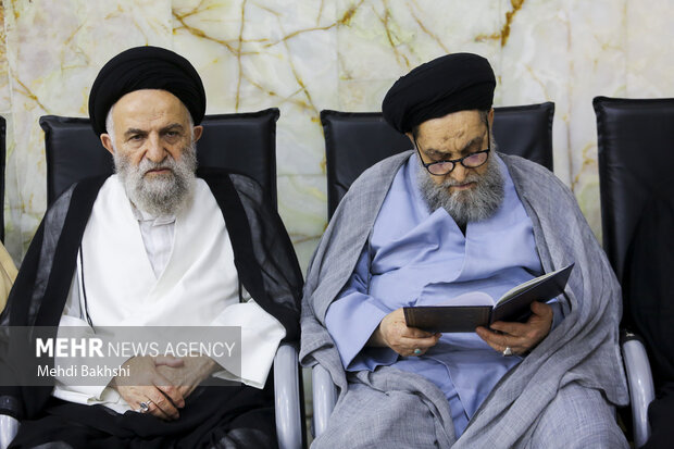 بزرگداشت هفتمین روز ارتحال آیت‌الله‌ شبیری زنجانی در <a href='https://sayeb.ir/tag/%d9%82%d9%85'></div>قم</a>