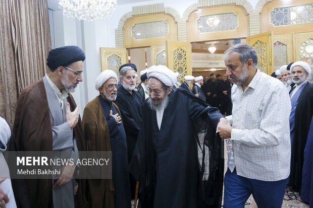 بزرگداشت هفتمین روز ارتحال آیتالله شبیری زنجانی در <a href='https://sayeb.ir/tag/%d9%82%d9%85'></div>قم</a>