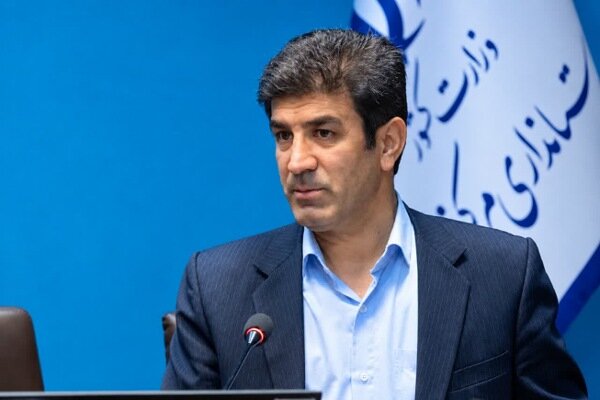پیرحسینلو: مدارس کم‌جمعیت روستایی مرکزی ساماندهی می‌شوند