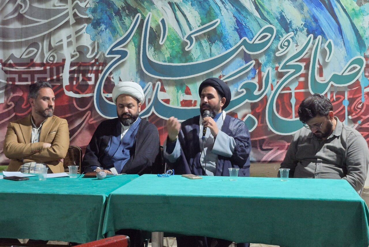 رضی: مهمترین پیروزی انقلاب اسلامی شکست گفتمان غرب بود رضی: مهمترین پیروزی انقلاب اسلامی شکست گفتمان غرب بود