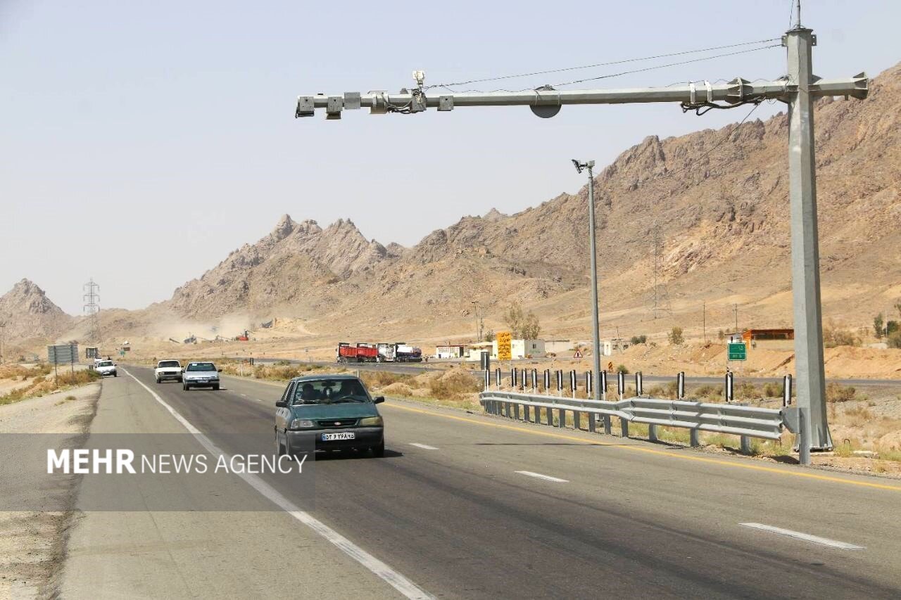 ثبت بیش از ۱۲.۹ میلیون تردد در محورهای مواصلاتی سیستان و بلوچستان