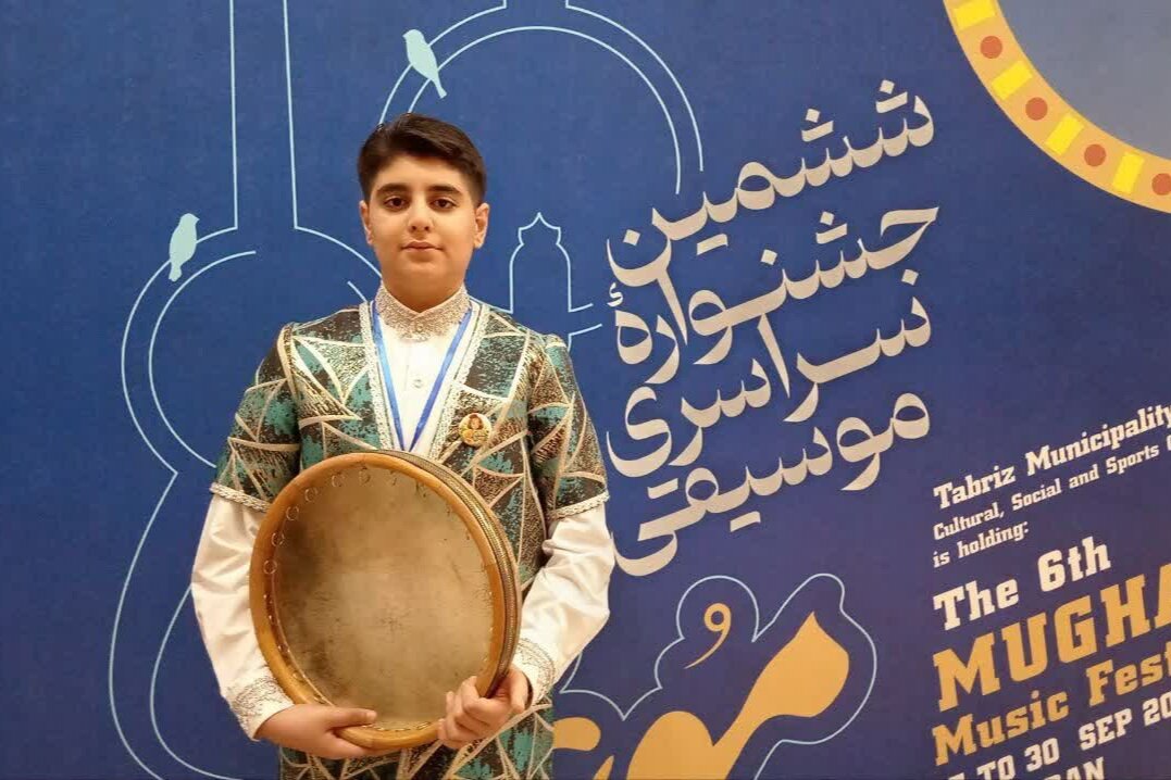 قاسمی: موغام را برای زنده نگه داشتن یاد شهدای دانش‌آموز می‌خوانم