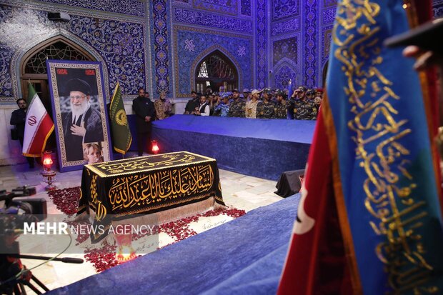 بزرگداشت مقام «سرباز» در حرم مطهر امام رضا(ع)