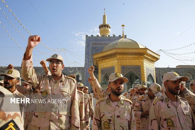 بزرگداشت مقام «سرباز» در حرم مطهر امام رضا(ع)