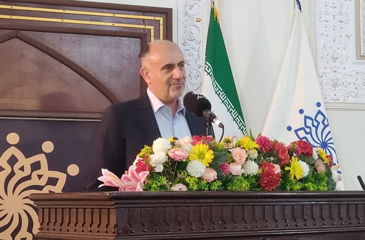 شمس و مولانا را می‌توان نه دو تن، بلکه یک تن دانست
